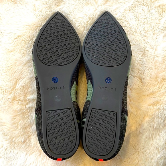 Rothy’s - Point Flat - Picture 5 of 6